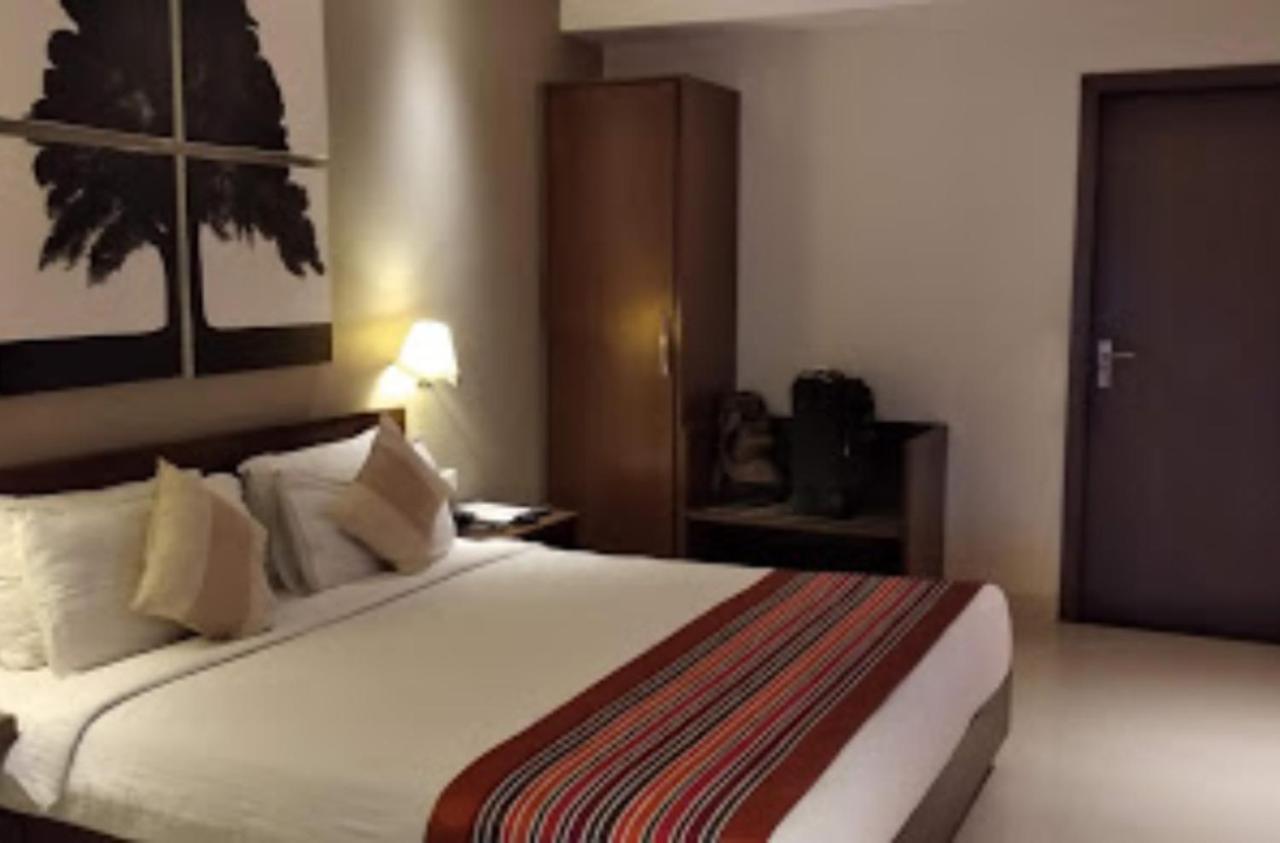 Orbit Hotel - Bagdogra 외부 사진