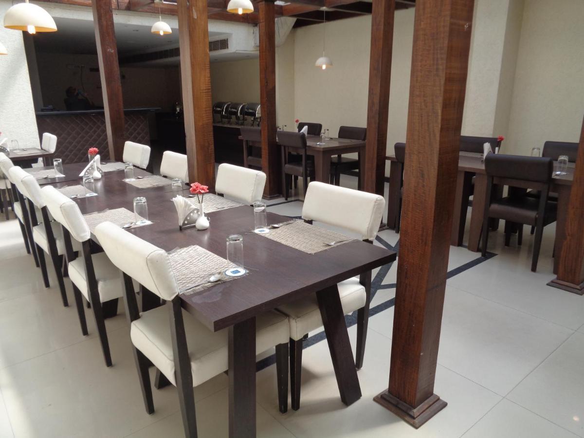 Orbit Hotel - Bagdogra 외부 사진