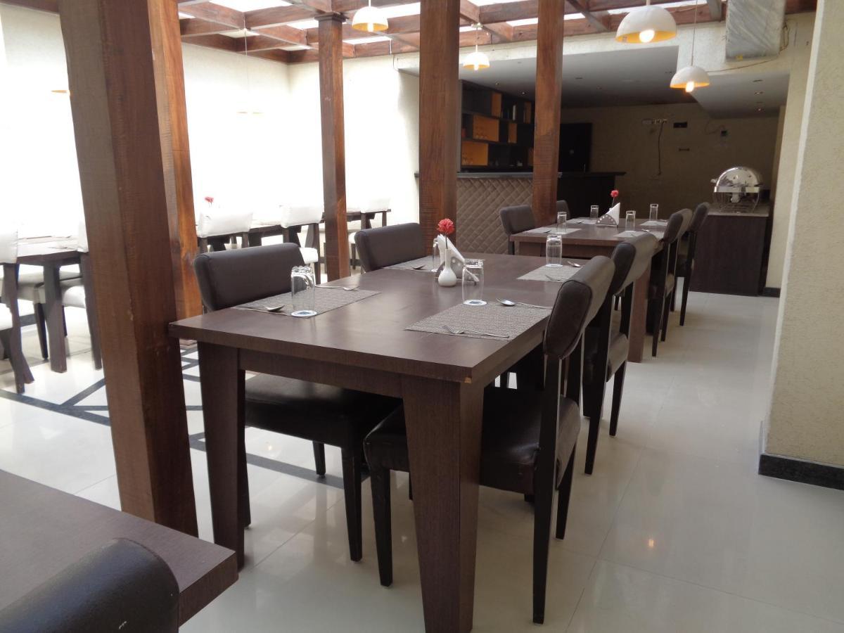 Orbit Hotel - Bagdogra 외부 사진